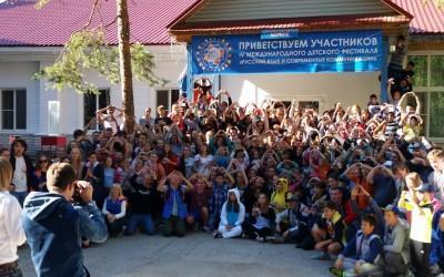 Festival združuje
